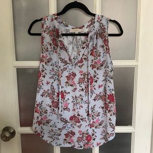 Sleeveless blouse